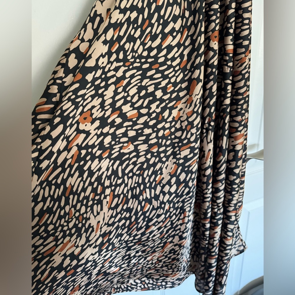 Vici Leopard Open Front Maxi Dress - Picture 5 of 6